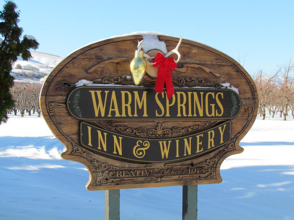 Warm Springs Inn & Winery Sunnyslope Eksteriør bilde