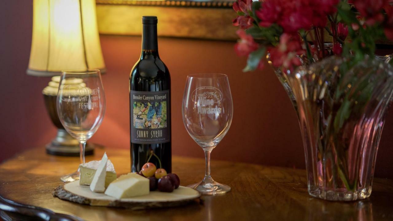 Warm Springs Inn & Winery Sunnyslope Eksteriør bilde